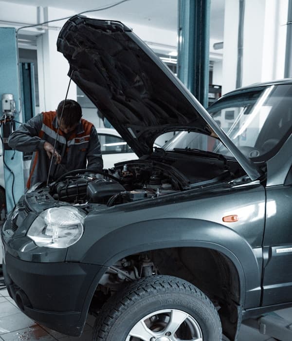 Encinas Automotive service bay